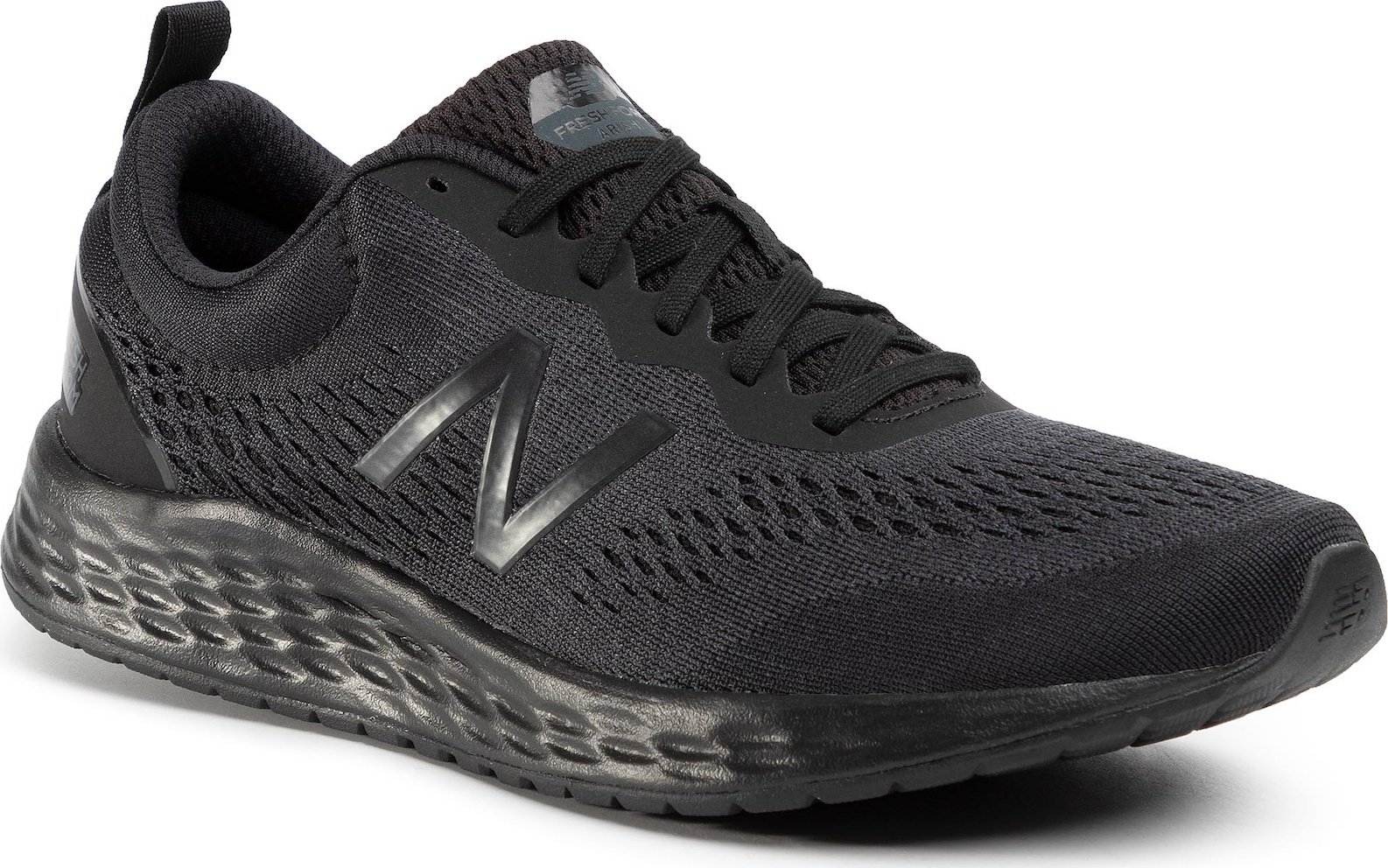 New Balance MARISLK3 черные RU 44 купить,NaN