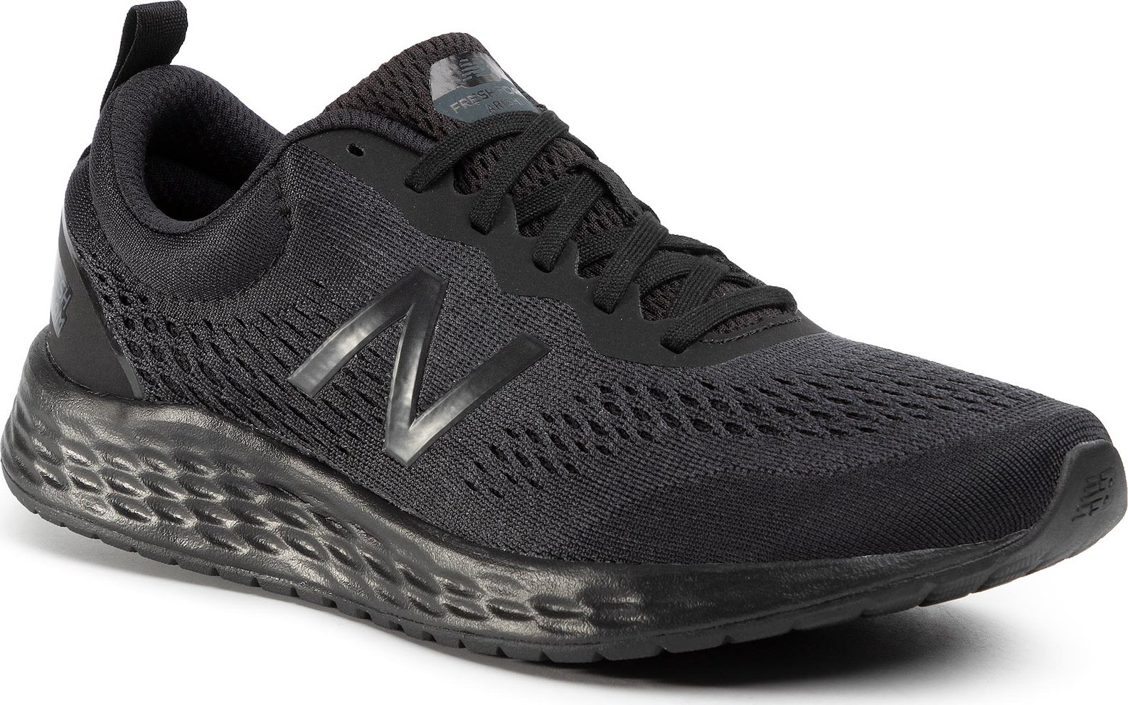 New Balance MARISLK3 черные RU 44 купить,NaN