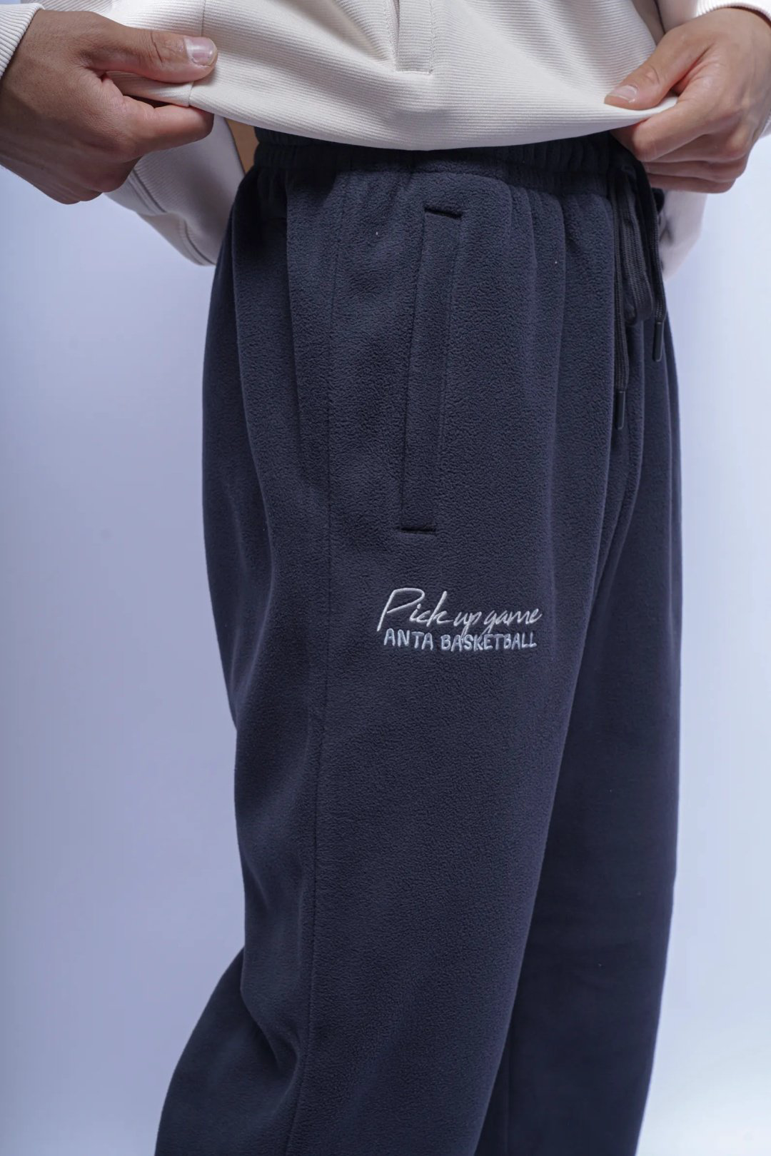 Спортивные брюки Anta 852531301D-3 черные XXXXL 58-60 купить,22690