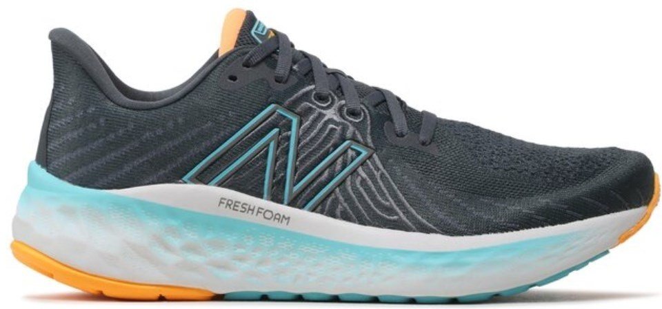 Кроссовки New Balance серый купить,89900