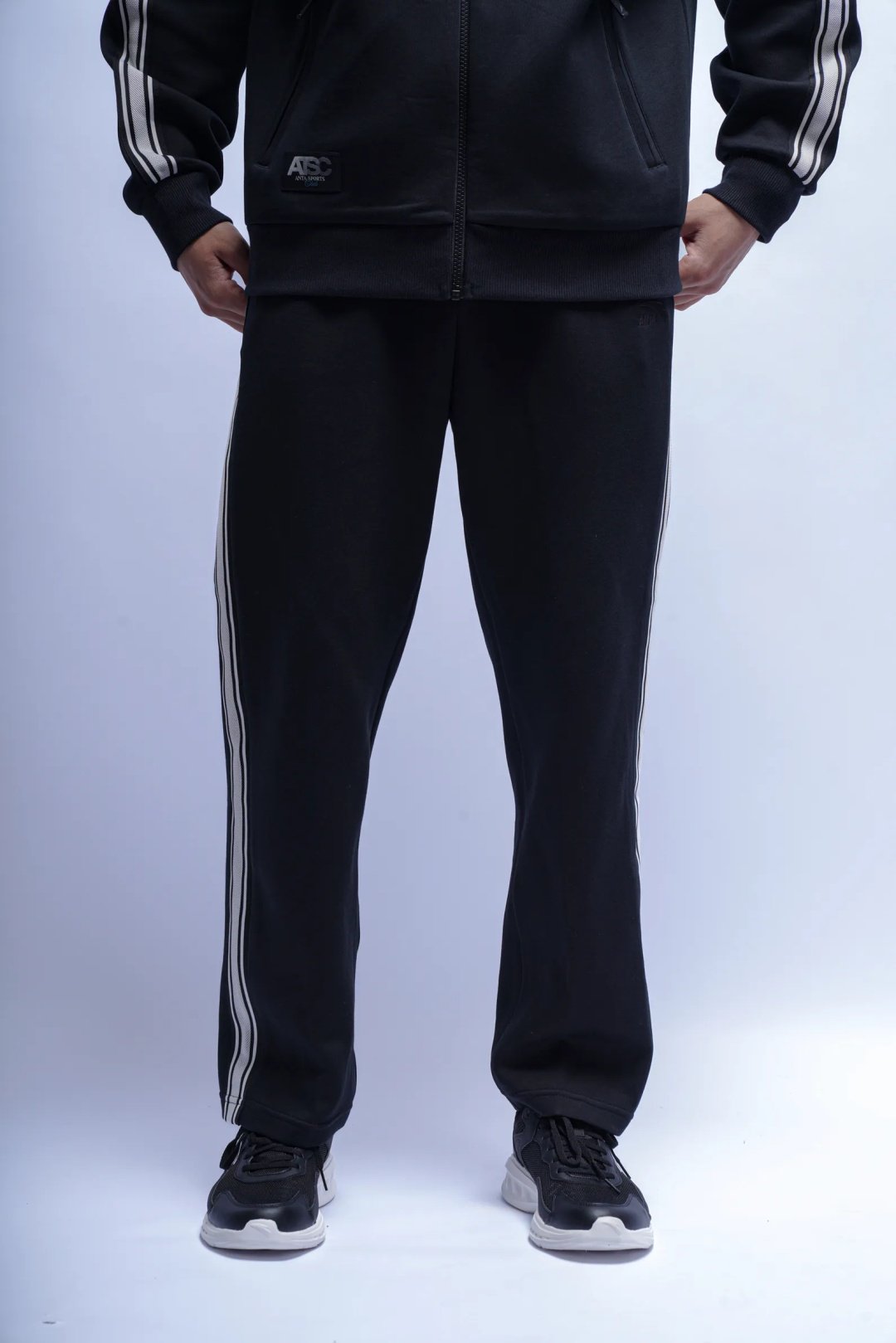 Спортивные брюки Anta 852538309-1 черные XXXL 56-58 купить,NaN