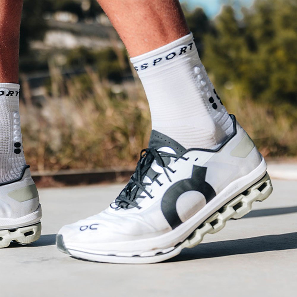 Носки Compressport 1 пара белый T3 (42-44) купить,NaN