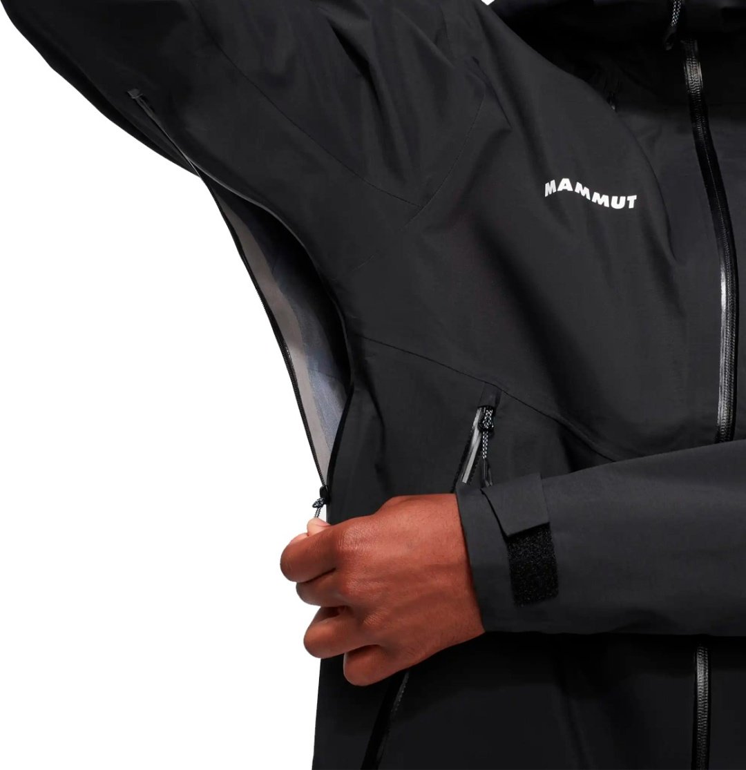 Демисезонная куртка Mammut черный купить,NaN