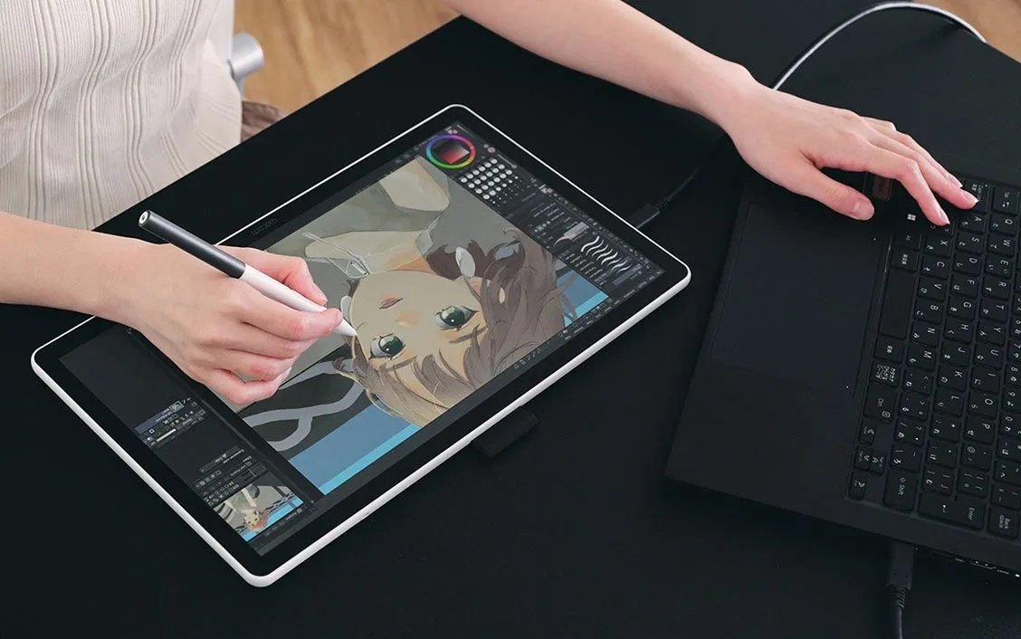 Графический планшет Wacom One pen 14 DTC141W0 белый
