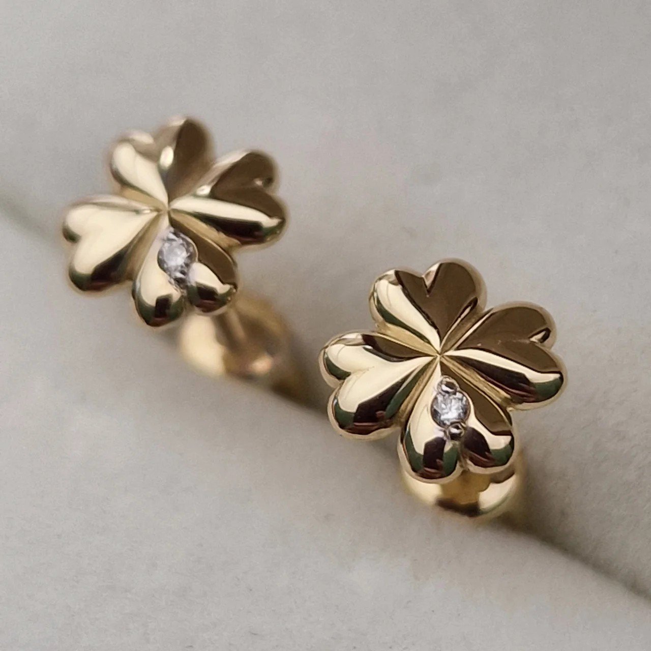 Серьги Deimantas 108343973 1,2гр 0,02ct. купить,NaN