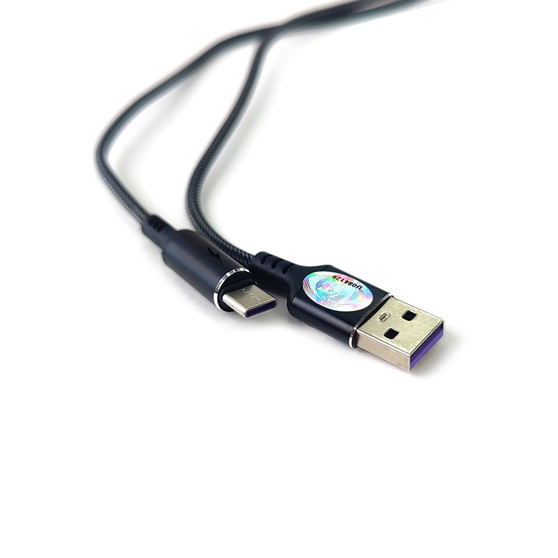 Кабель ViTi U3/UC 1.2м черный купить,2067