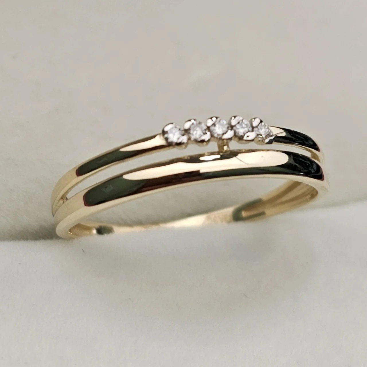 Кольцо Deimantas 108339591 17р 1,17гр 0,035ct. купить,NaN