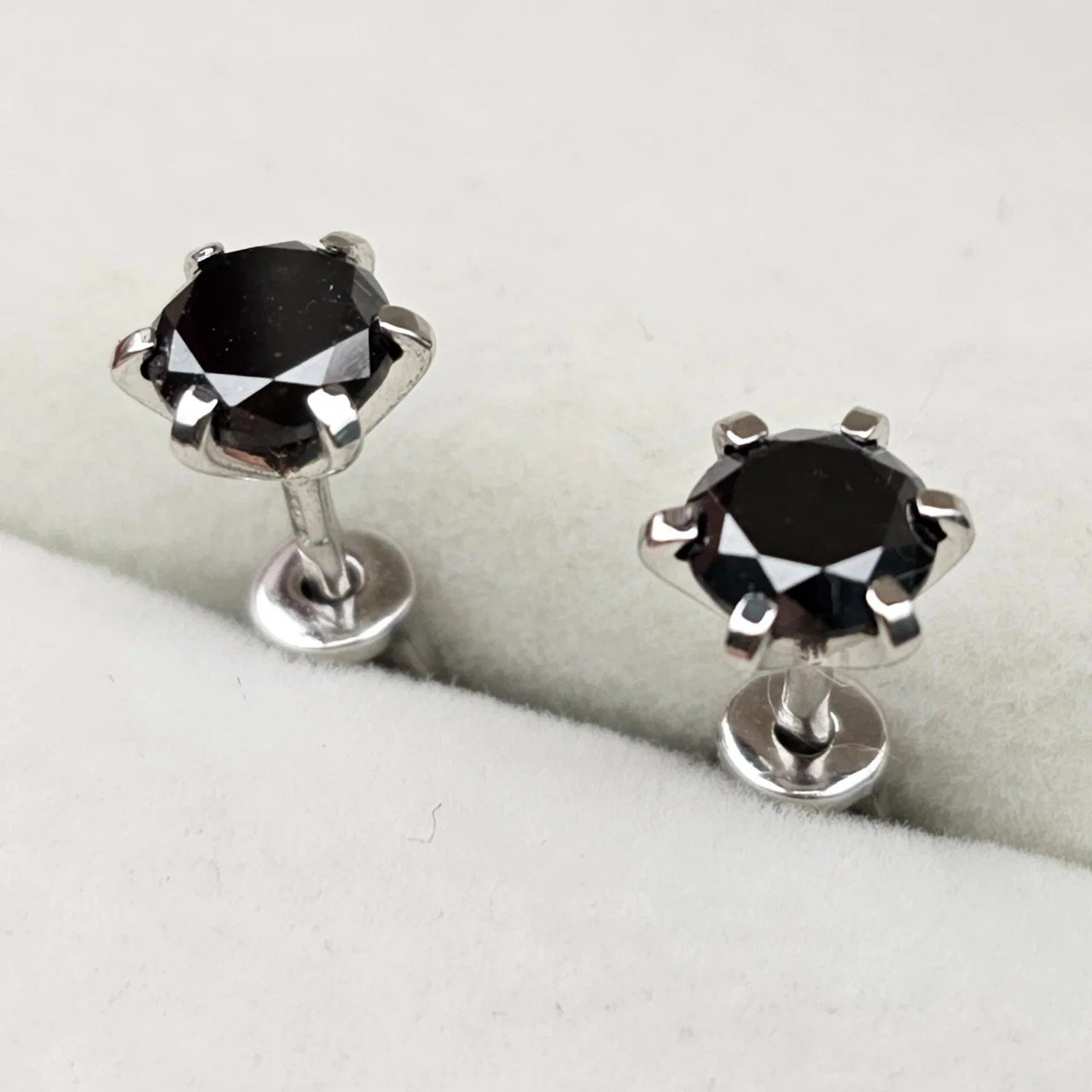Серьги Deimantas 108344052 1,31гр 1,4ct. купить,NaN