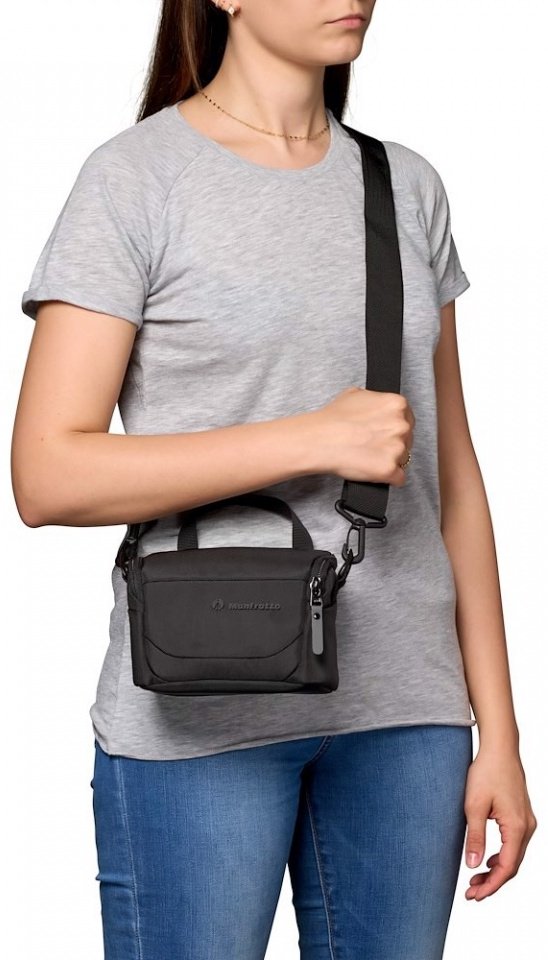 Сумка Manfrotto Advanced Shoulder bag XS III MB MA3-SB-XS черный купить,NaN