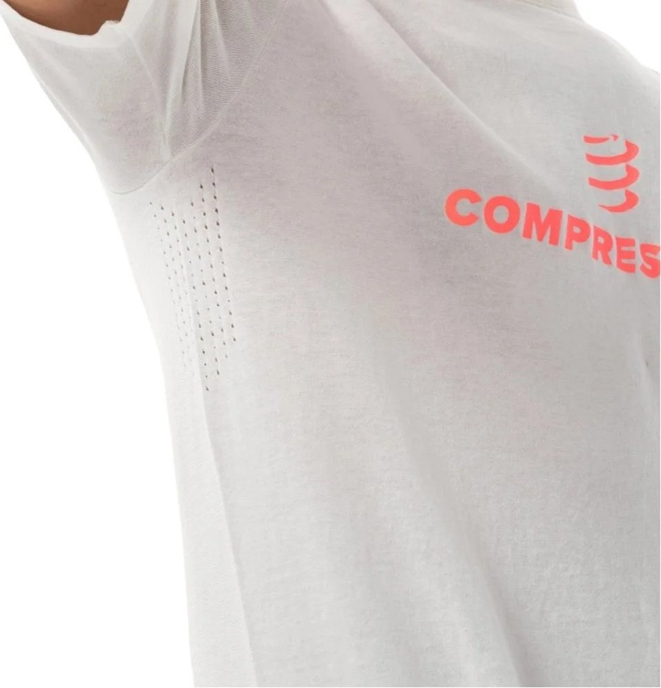 Футболка Compressport белый купить,26900