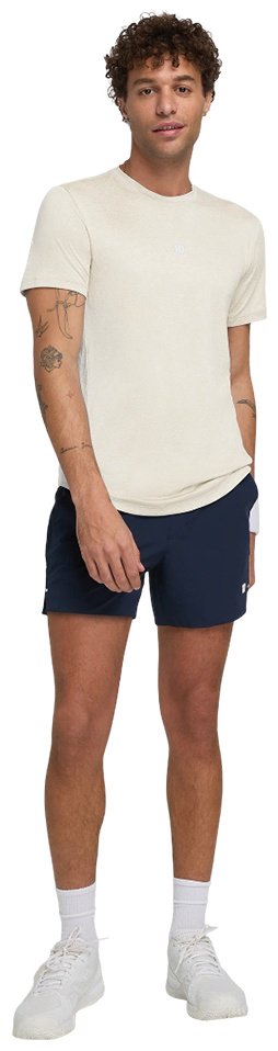 Футболка Wilson бежевый купить,NaN