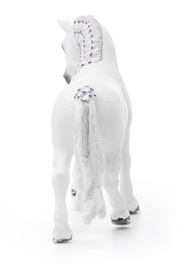 Фигурка Schleich Липпицианская кобыла 13819/12358 купить,NaN