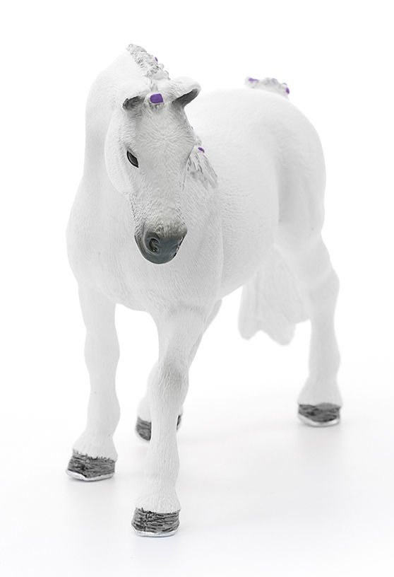 Фигурка Schleich Липпицианская кобыла 13819/12358 купить,NaN