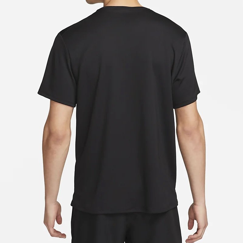 Футболка Nike однотонный черный купить,NaN