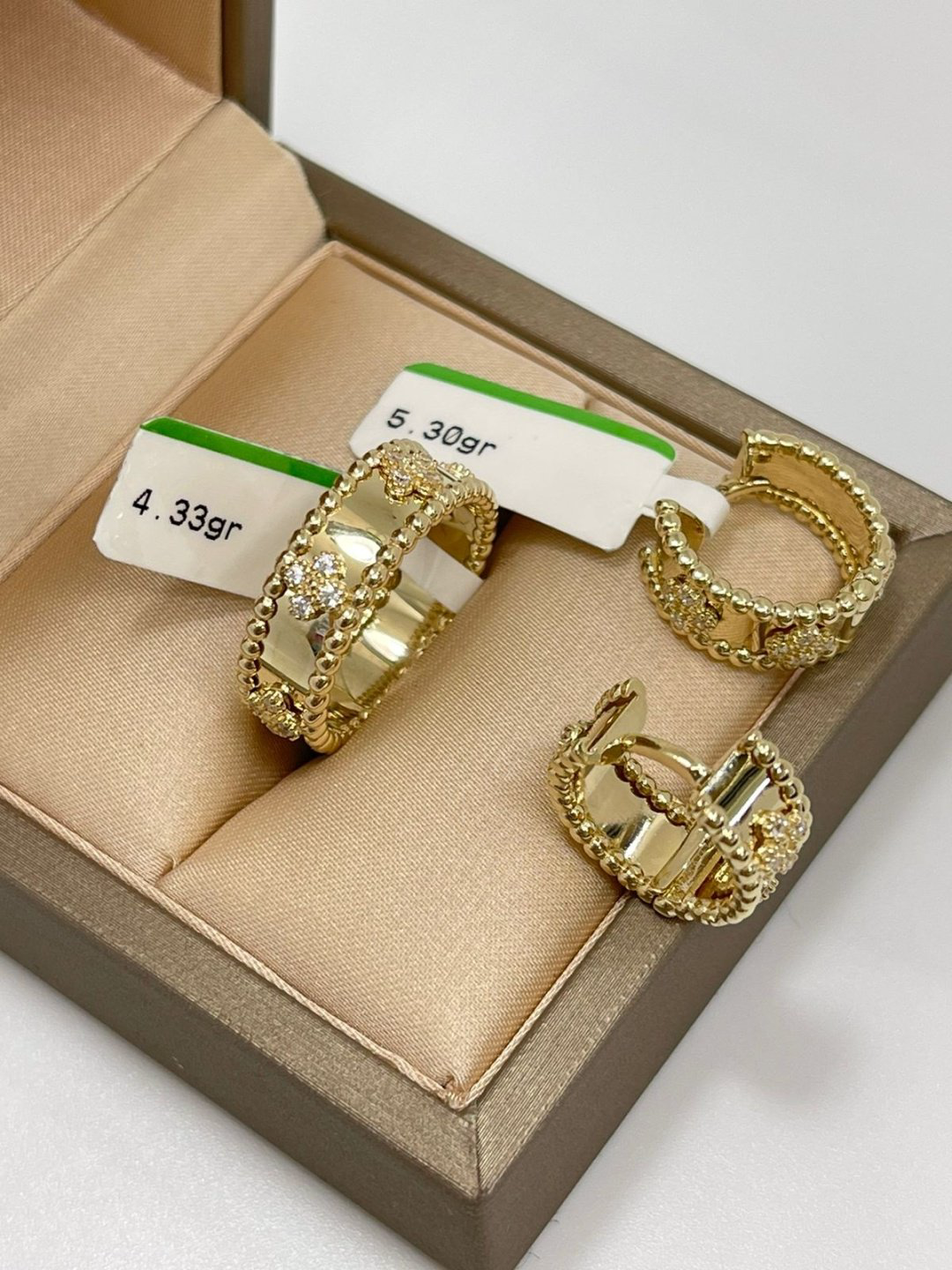 Assylym gold 353901 вес 9.63 г золото, фианит купить,719450