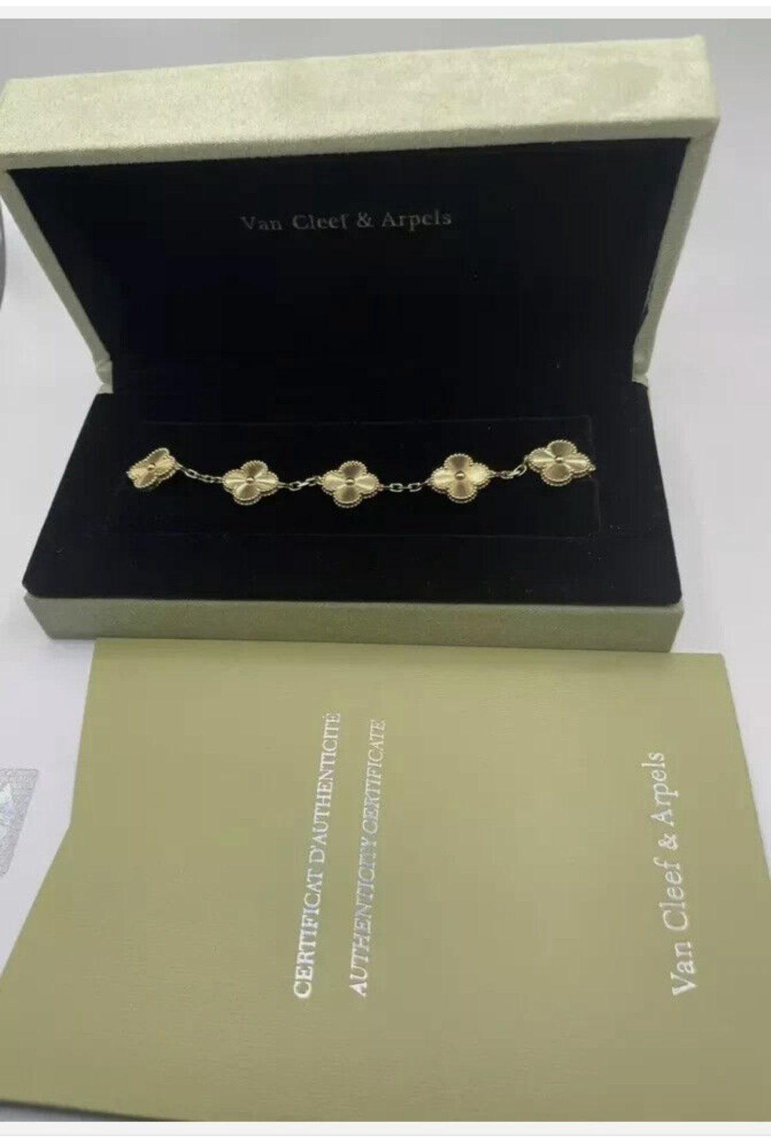 Браслет 19V69 Italia Van- Cleef-0311 длина 17 см, вес 5.81 г золото, плетение якорное купить,NaN
