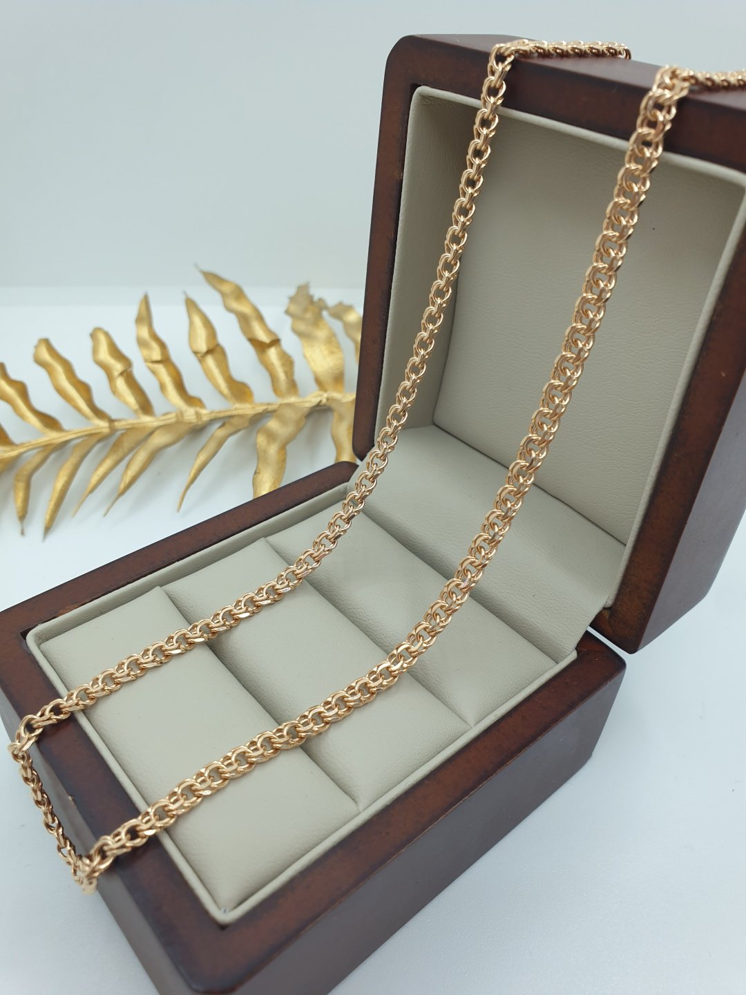 Цепь Dinara Gold 586056 длина 55 см, вес 14.75 г золото, плетение бисмарк купить,NaN