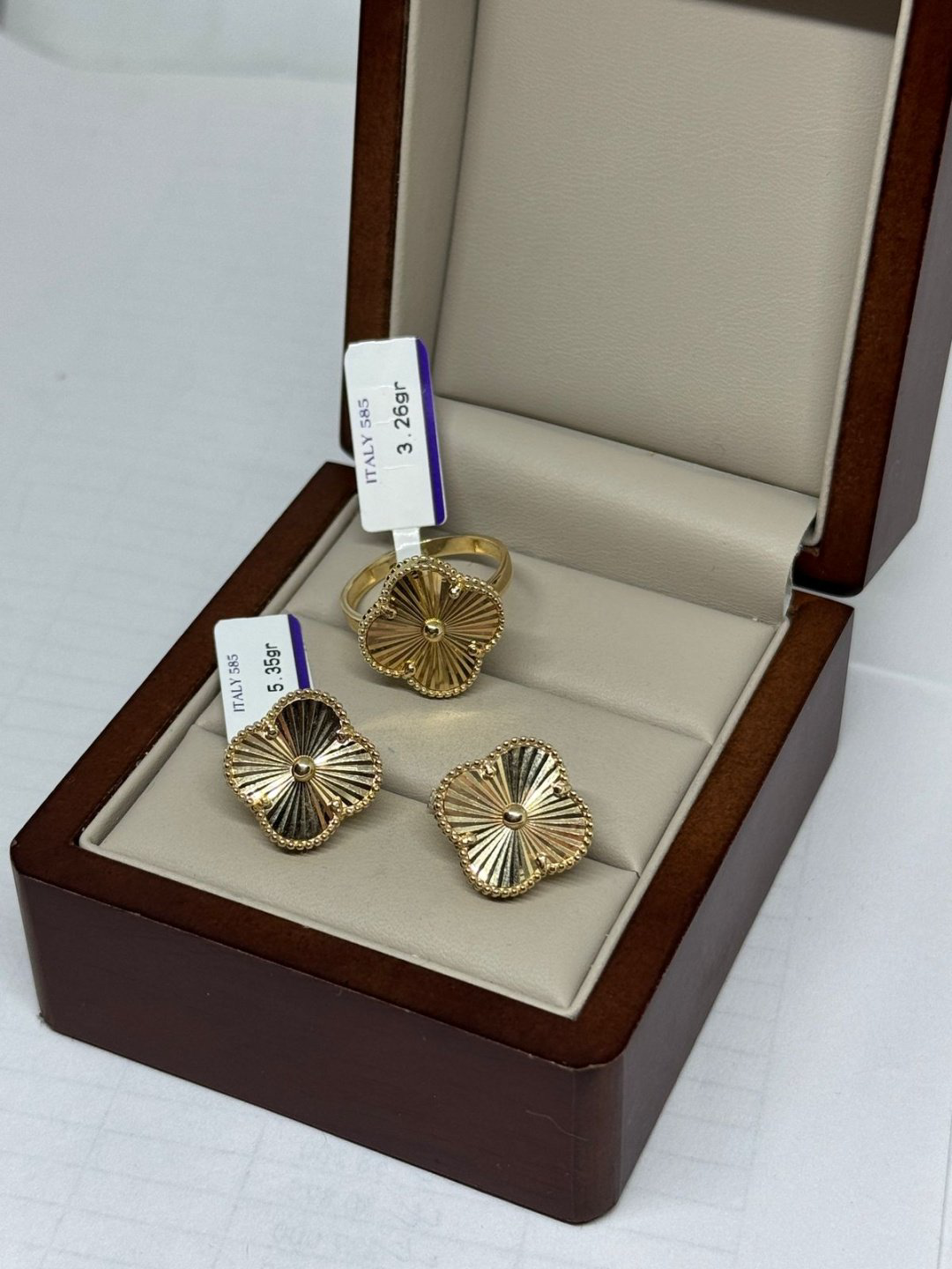 BAQ BRAND 525142 вес 8.61 г золото, без вставок купить,NaN