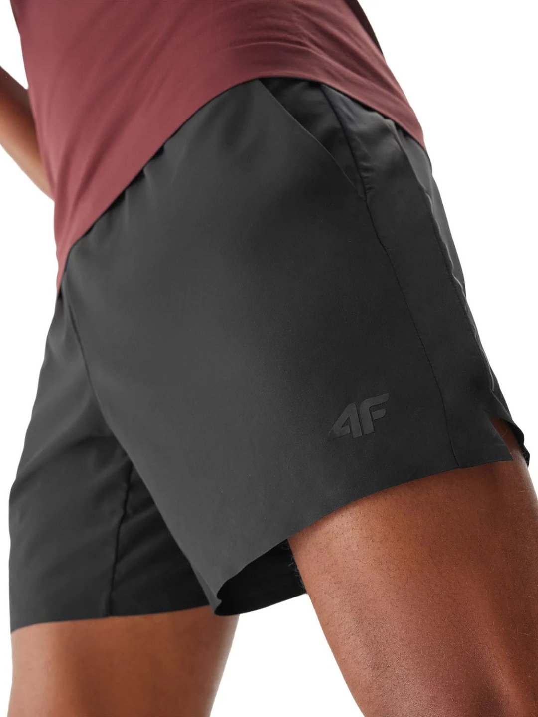 Спортивные шорты 4F черный купить,NaN