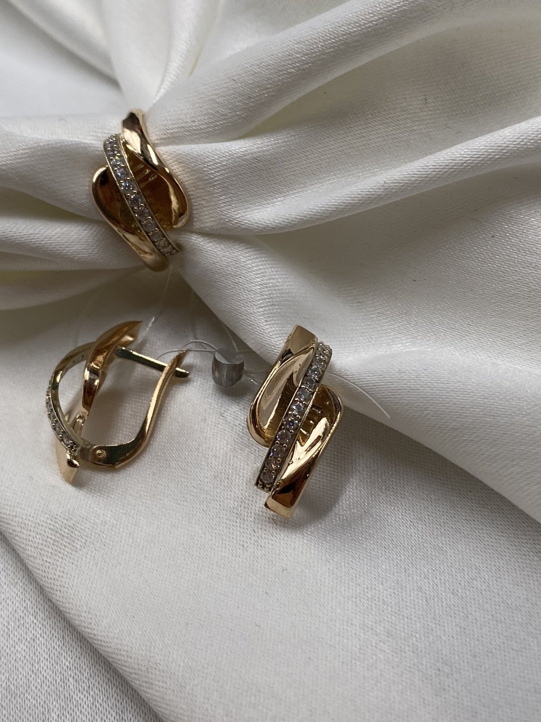 Exclusive Diamond 1098734 вес 4.19 г золото, фианит купить,310700.00000000006