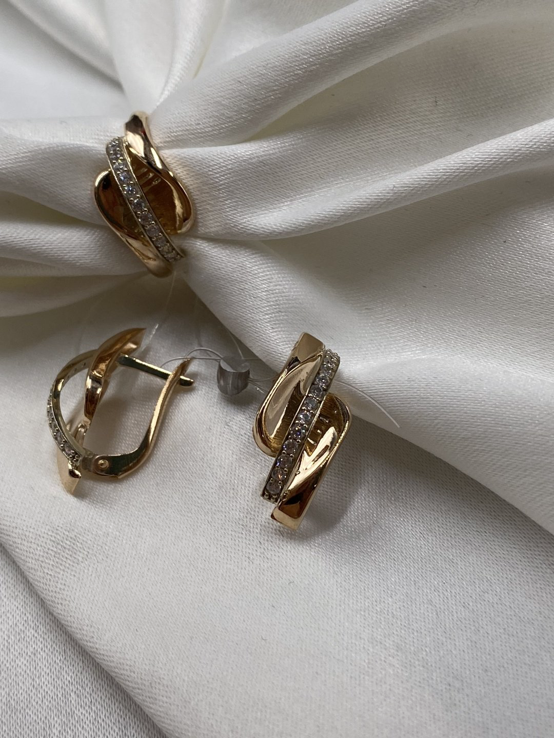 Exclusive Diamond 1098734 вес 4.19 г золото, фианит купить,310700.00000000006