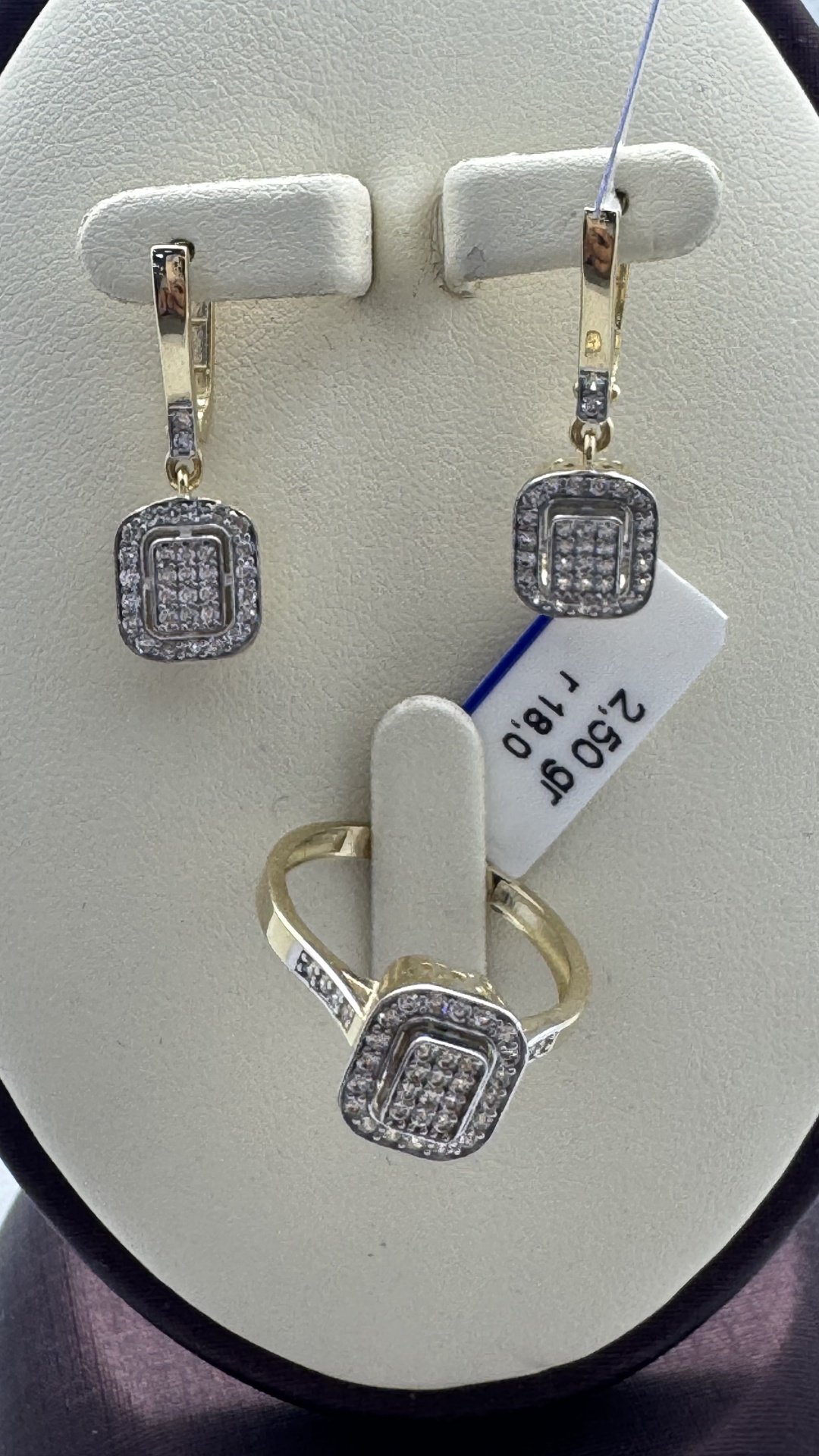 DiamonD 34256789 вес 6.22 г золото, фианит купить,463700.00000000006