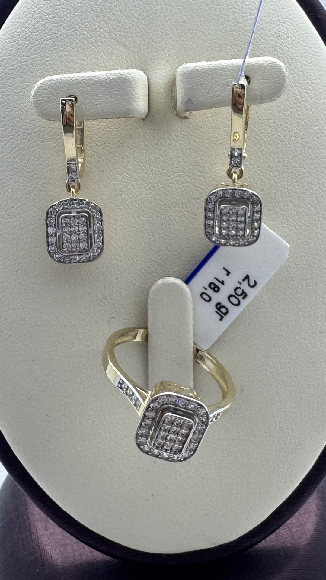 DiamonD 34256789 вес 6.22 г золото, фианит купить,463700.00000000006