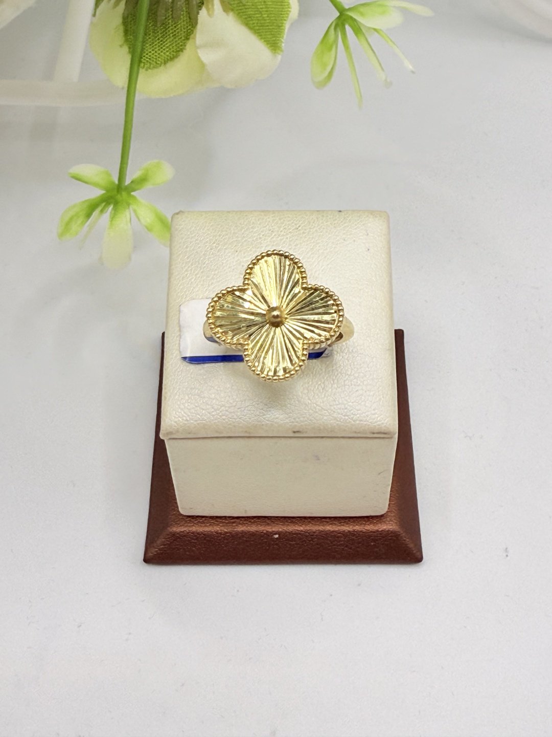Кольцо Zhanar Gold ZHAN-116 размер 18 вес 3.44 г золото, без вставок купить,NaN