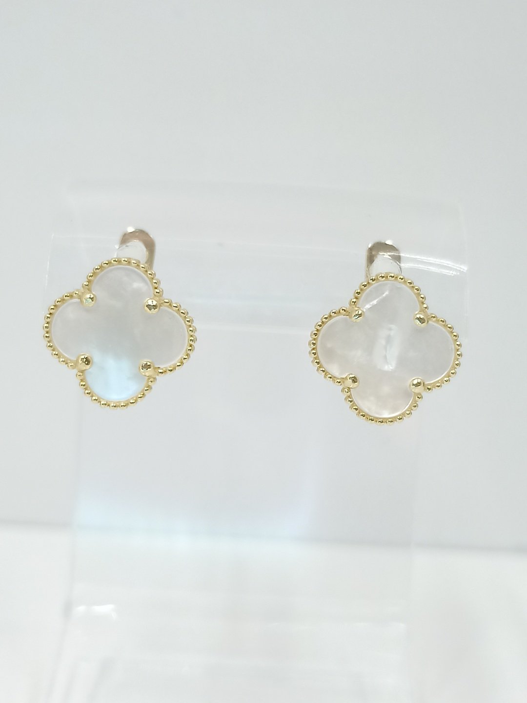 Серьги MIRSADO GOLD MG0276271 вес 3.68 г золото, перламутр купить,NaN