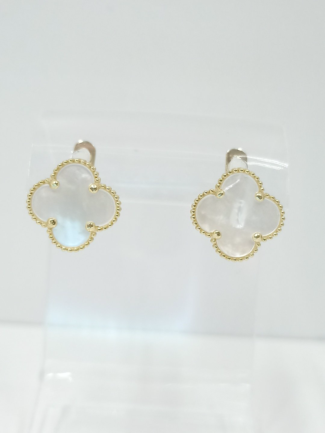 Серьги MIRSADO GOLD MG0276271 вес 3.68 г золото, перламутр купить,NaN