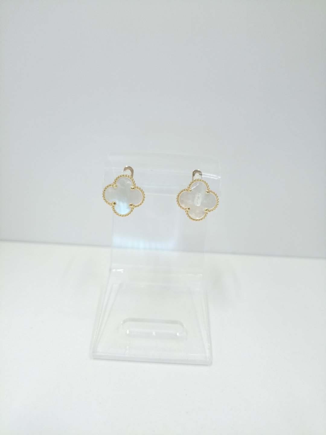 Серьги MIRSADO GOLD MG0276271 вес 3.68 г золото, перламутр купить,NaN
