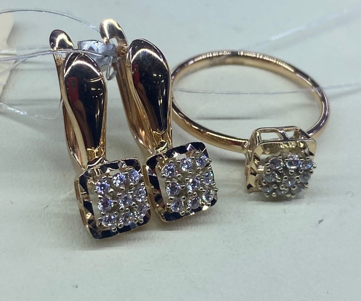 Diamond 773362 вес 3 г золото, фианит купить,NaN