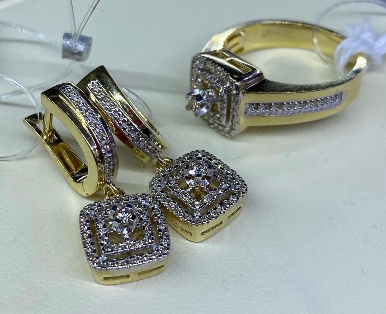 Diamond cvi172/98 вес 11 г золото, бриллиант