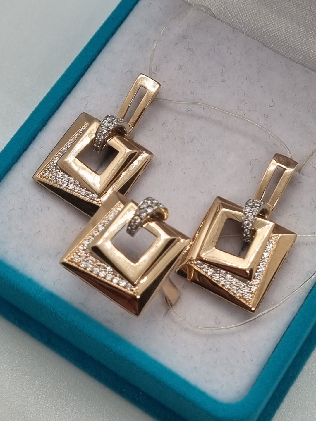 Zhanar Gold ZHA84_765 вес 11.37 г золото, фианит купить,NaN