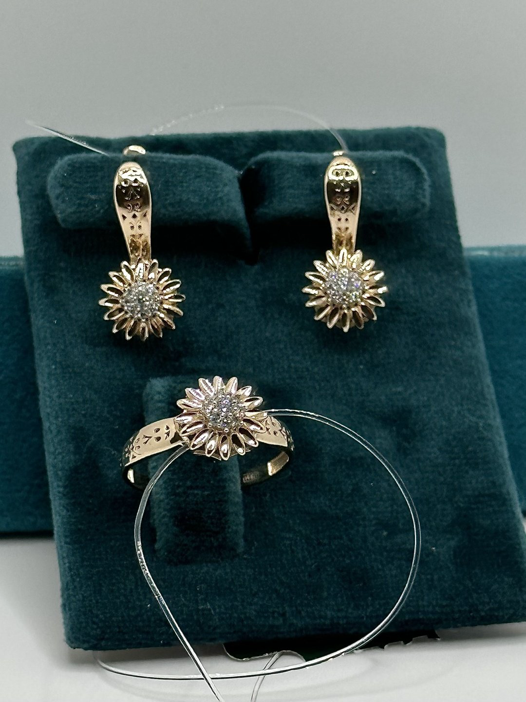 Ali Gold 26124 вес 4.64 г золото, фианит купить,NaN