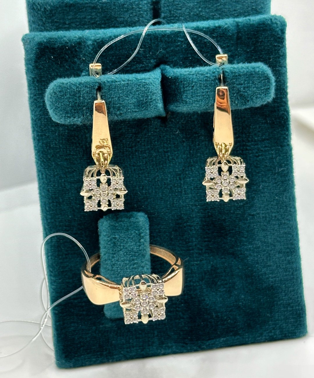 Ali Gold 26140 вес 6.09 г золото, фианит купить,NaN