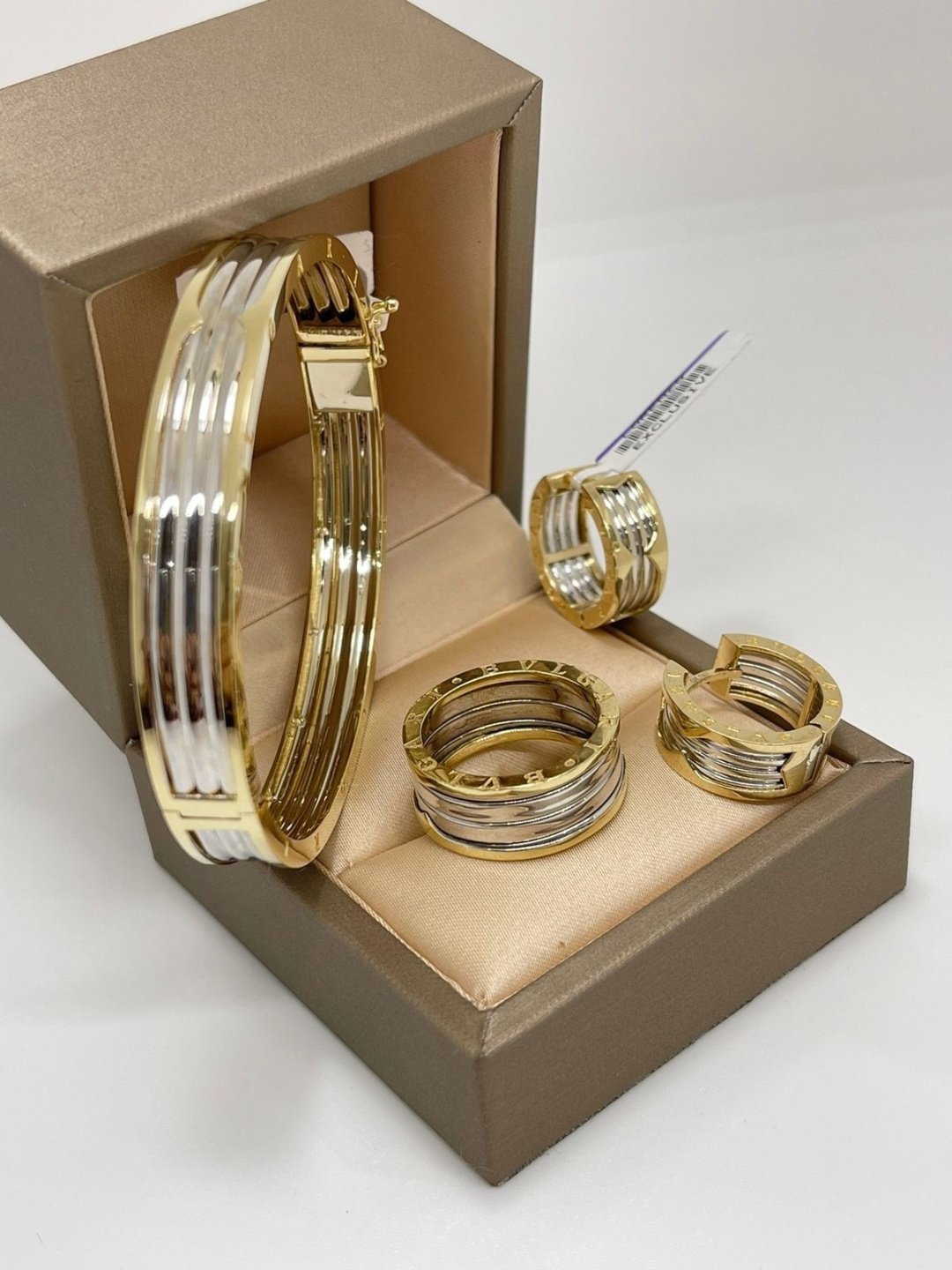 ALMATY GOLD 638207 вес 27.35 г золото, без вставок купить,2170700