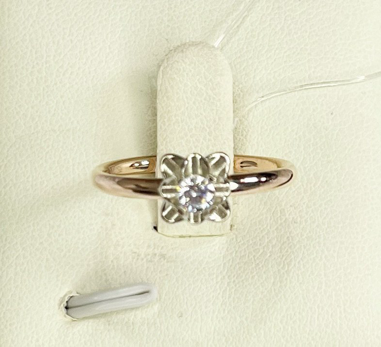 Кольцо DaYa Diamonds JK1 размер 18.5 вес 1.07 г золото, фианит купить,NaN