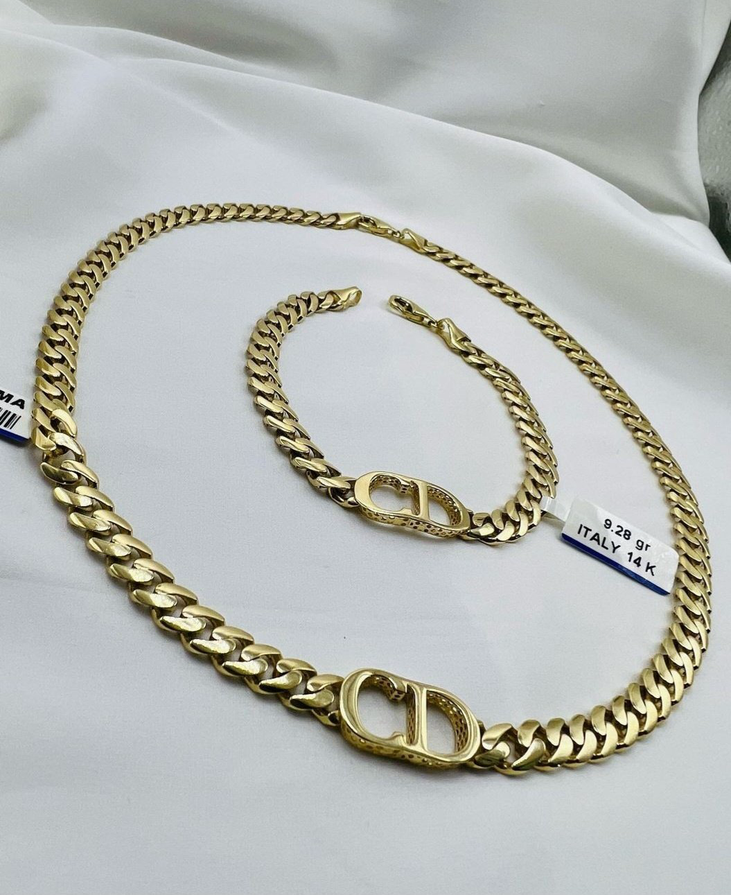 Diadema 0683159747 вес 29.94 г золото, без вставок купить,NaN