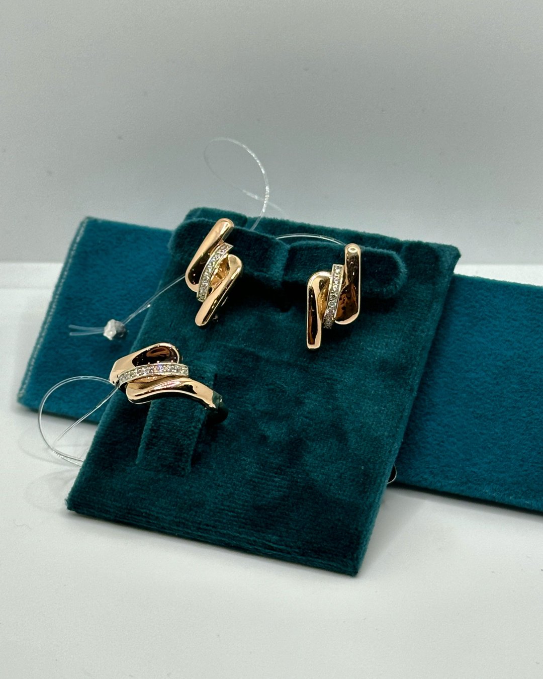Ali Gold 27063 вес 3.3 г золото, фианит купить,243950