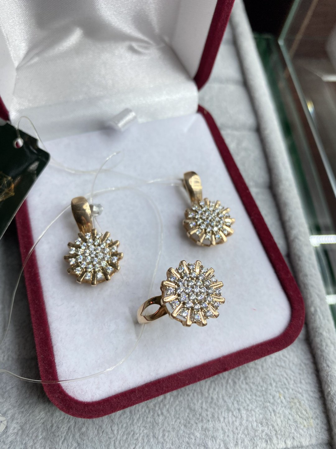 Diamond 54445 вес 9.22 г золото, фианит купить,688700