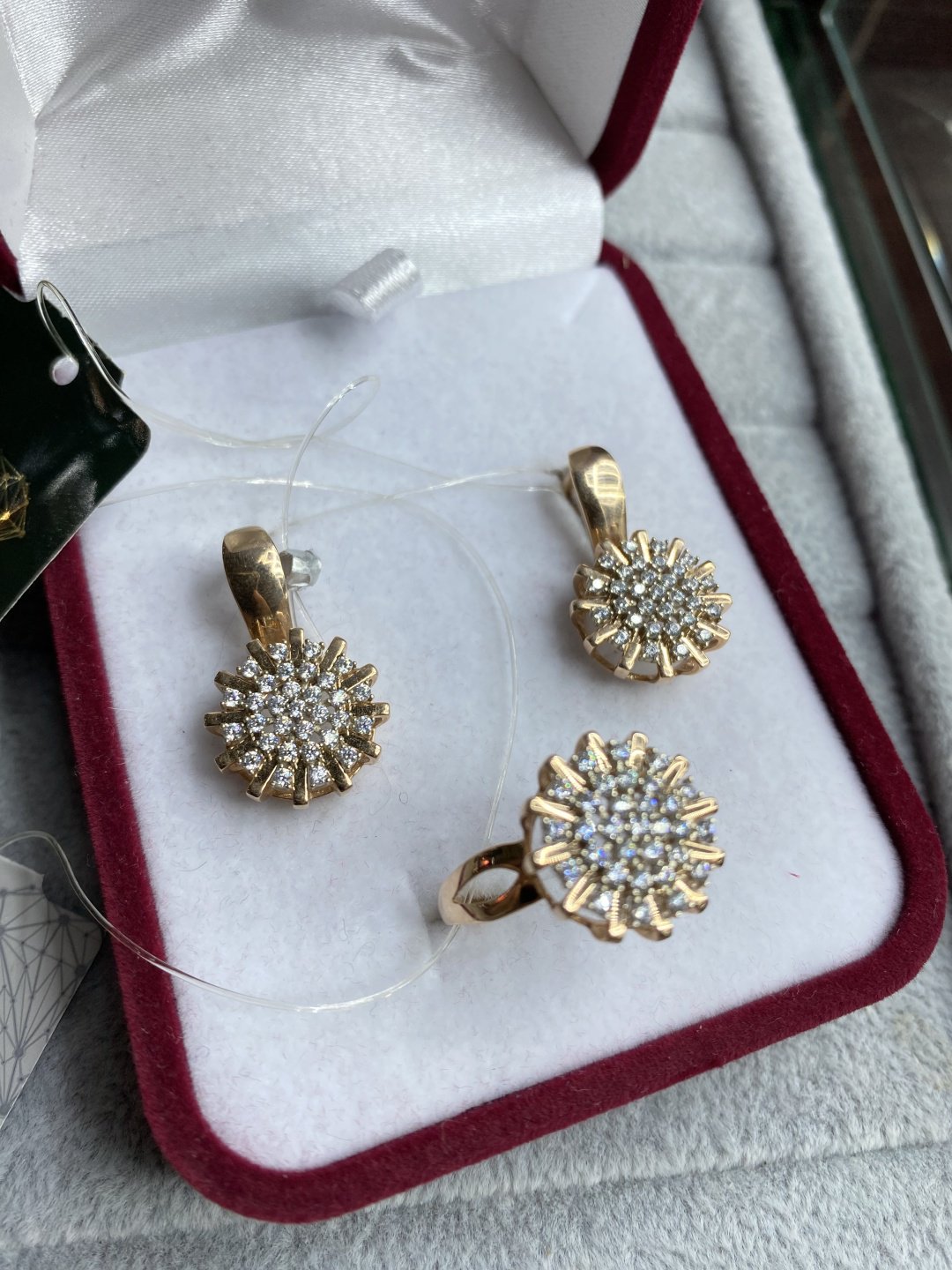 Diamond 54445 вес 9.22 г золото, фианит купить,688700