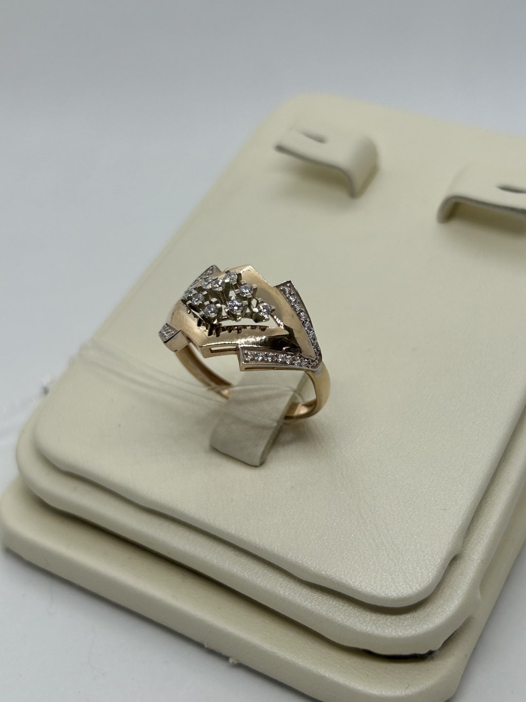 Diamond DL0043 вес 9.01 г золото, фианит купить,NaN