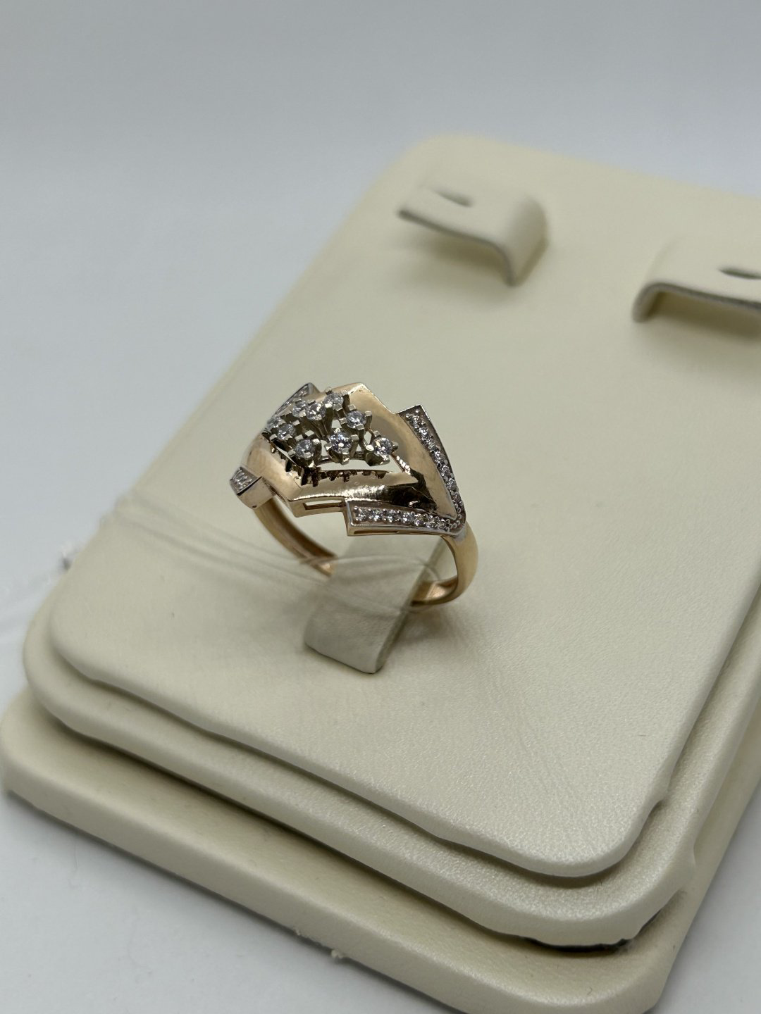 Diamond DL0043 вес 9.01 г золото, фианит купить,NaN