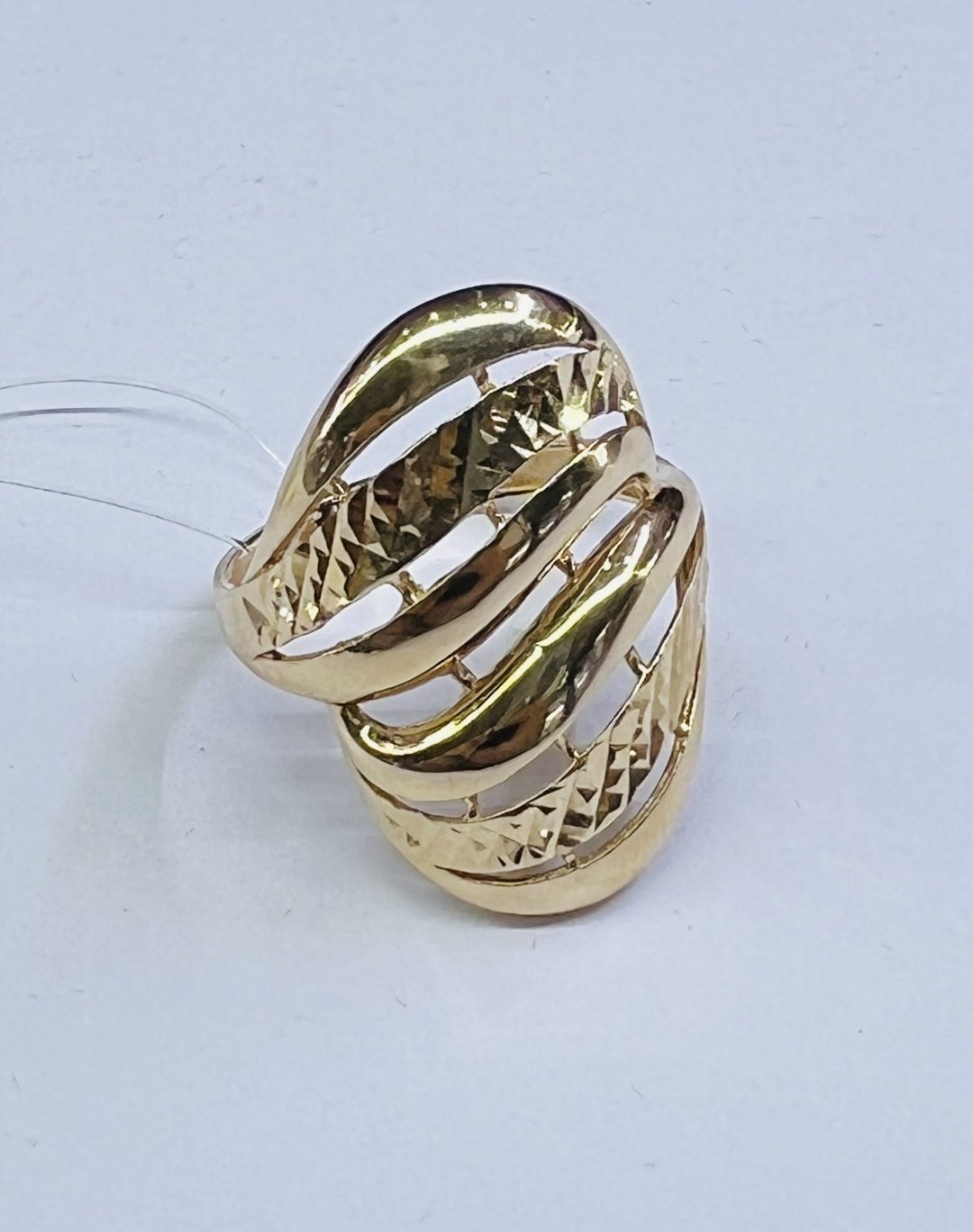 Кольцо Diamond Union 1903899 размер 19 вес 3.98 г золото, без вставок купить,NaN