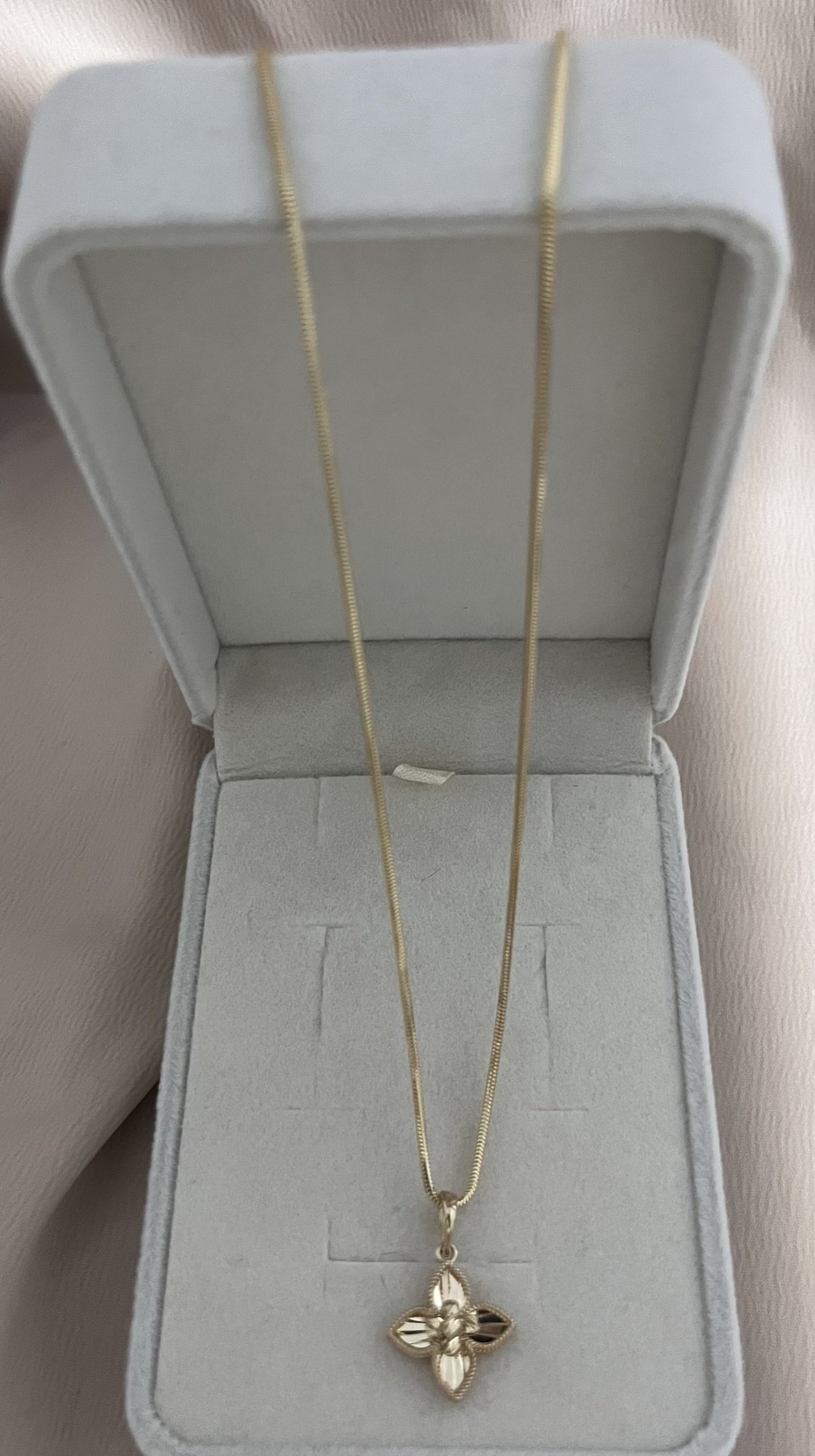 Колье AZIMA Van cleef длина 50 см вес 4.98 г золото, без вставок купить,NaN