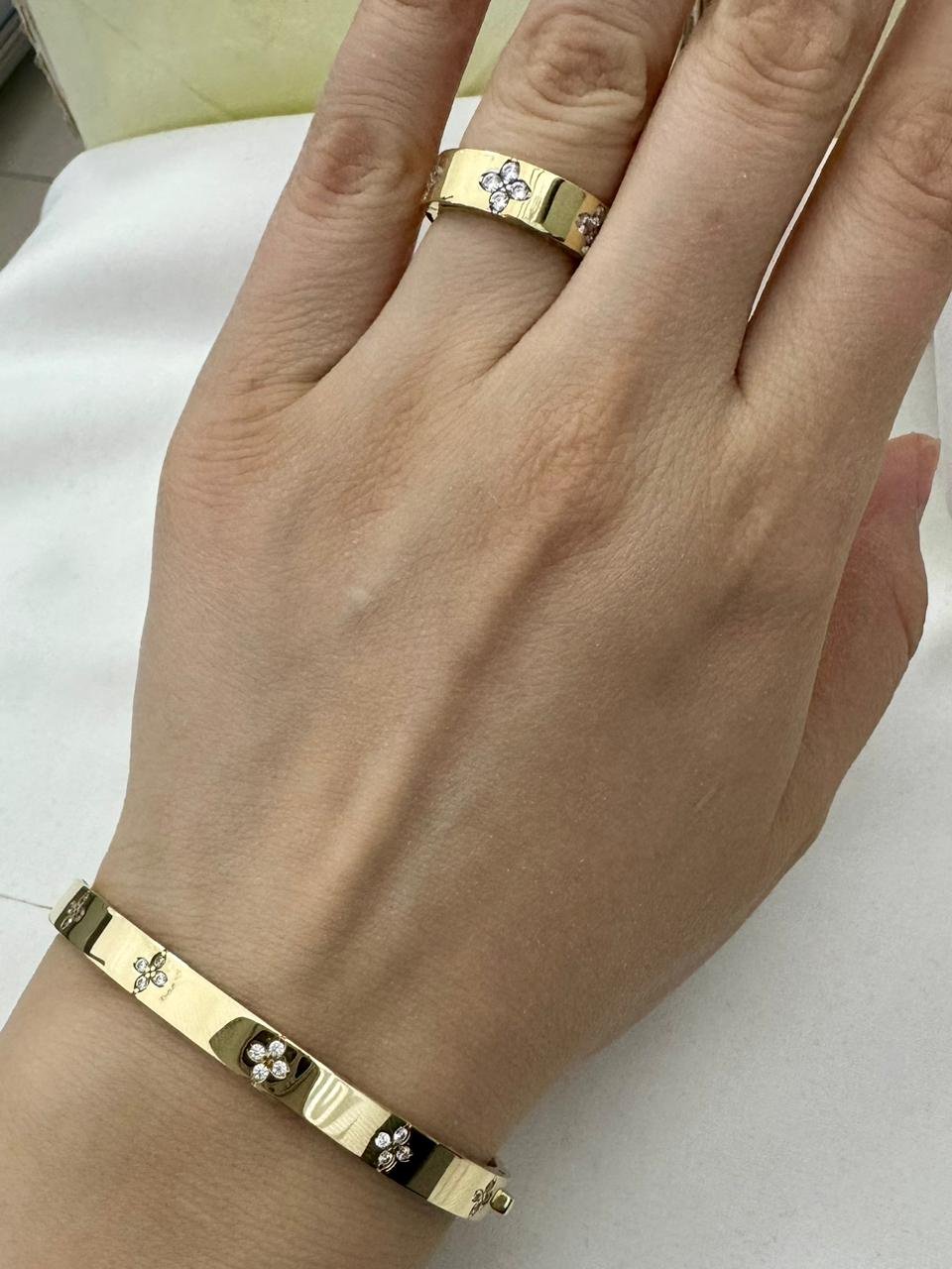 Браслет Italy Gold 019 длина 18 см, вес 8.92 г золото, плетение отсутствует купить,NaN