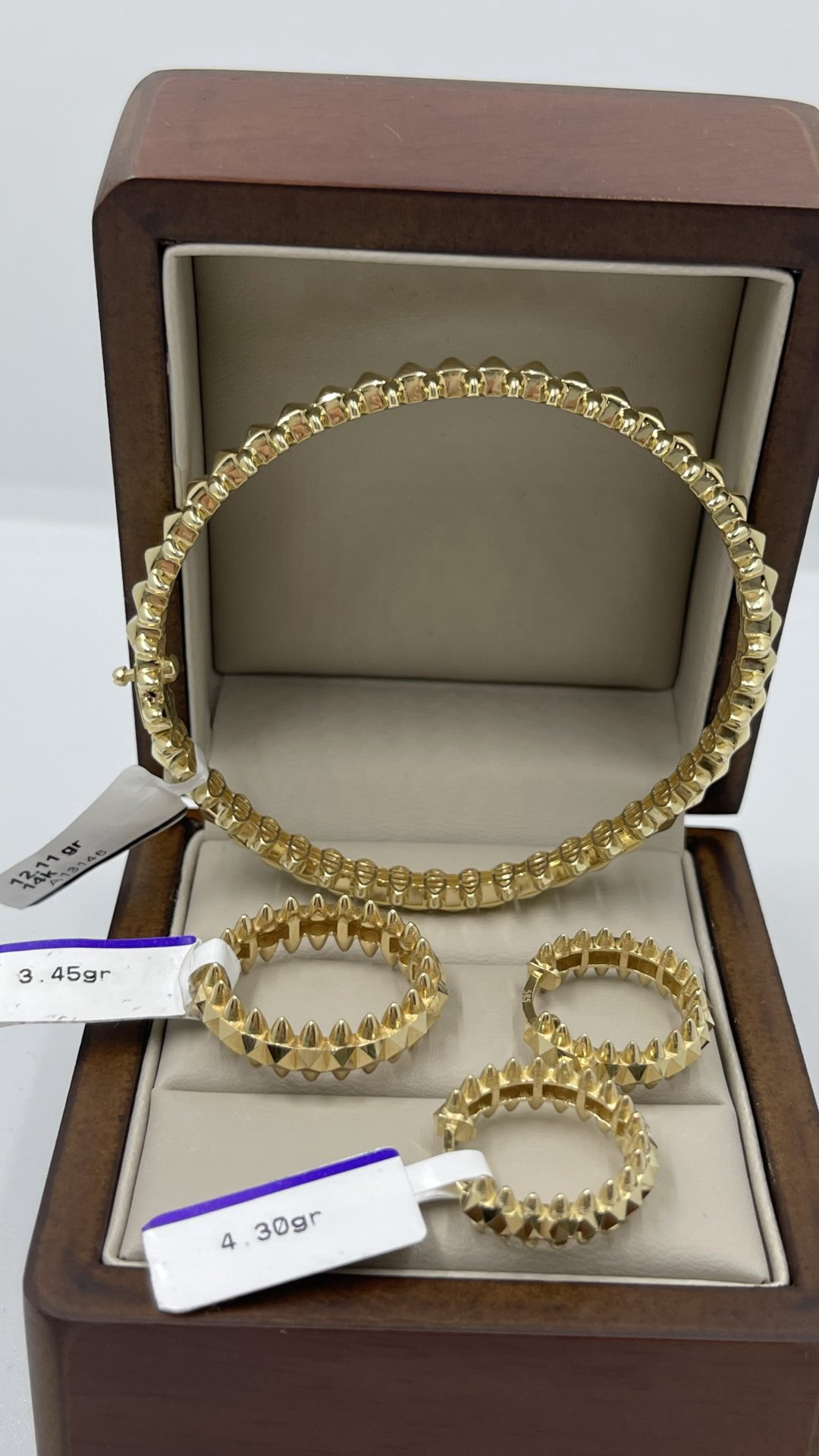 Italy Exclusive 192909 вес 19.86 г золото, без вставок купить,NaN
