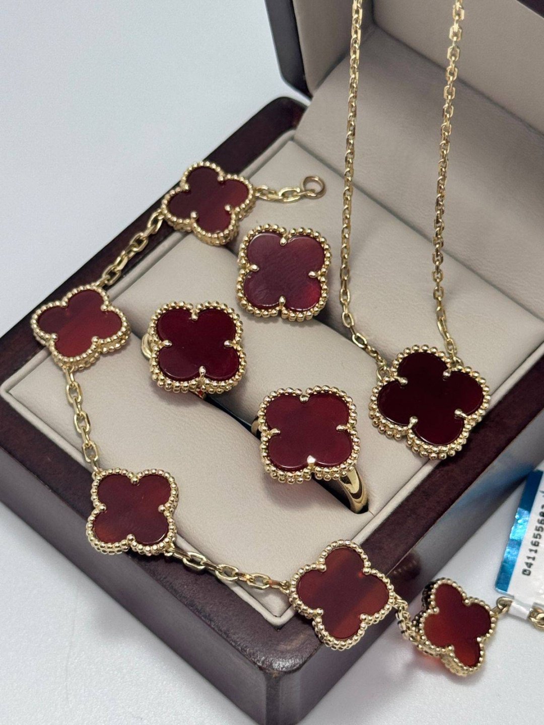 BAQ BRAND 567743 вес 25.32 г золото, эмаль купить,NaN