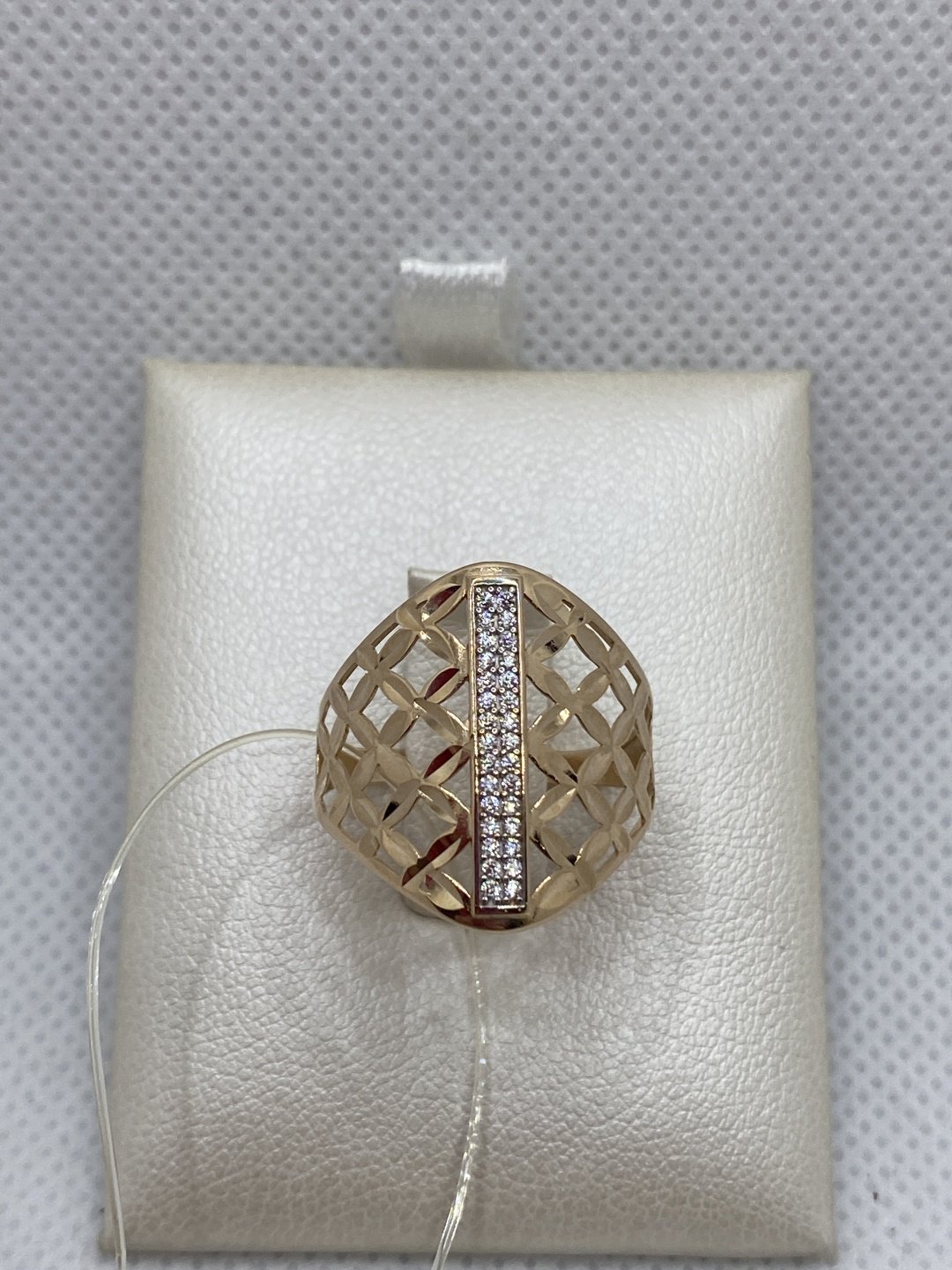 Кольцо Zhadira Gold ZHA91-897 размер 18.5 вес 1.95 г золото, фианит купить,NaN